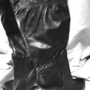 Micheal Kors black leather high heel boot